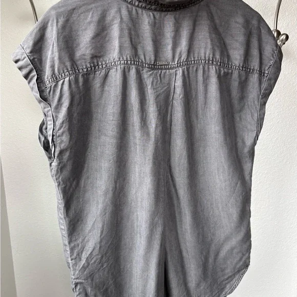 Prana Charcoal Chambray Pullover 1/4 Button Up Shirt Women’s XL - Picture 6 of 8